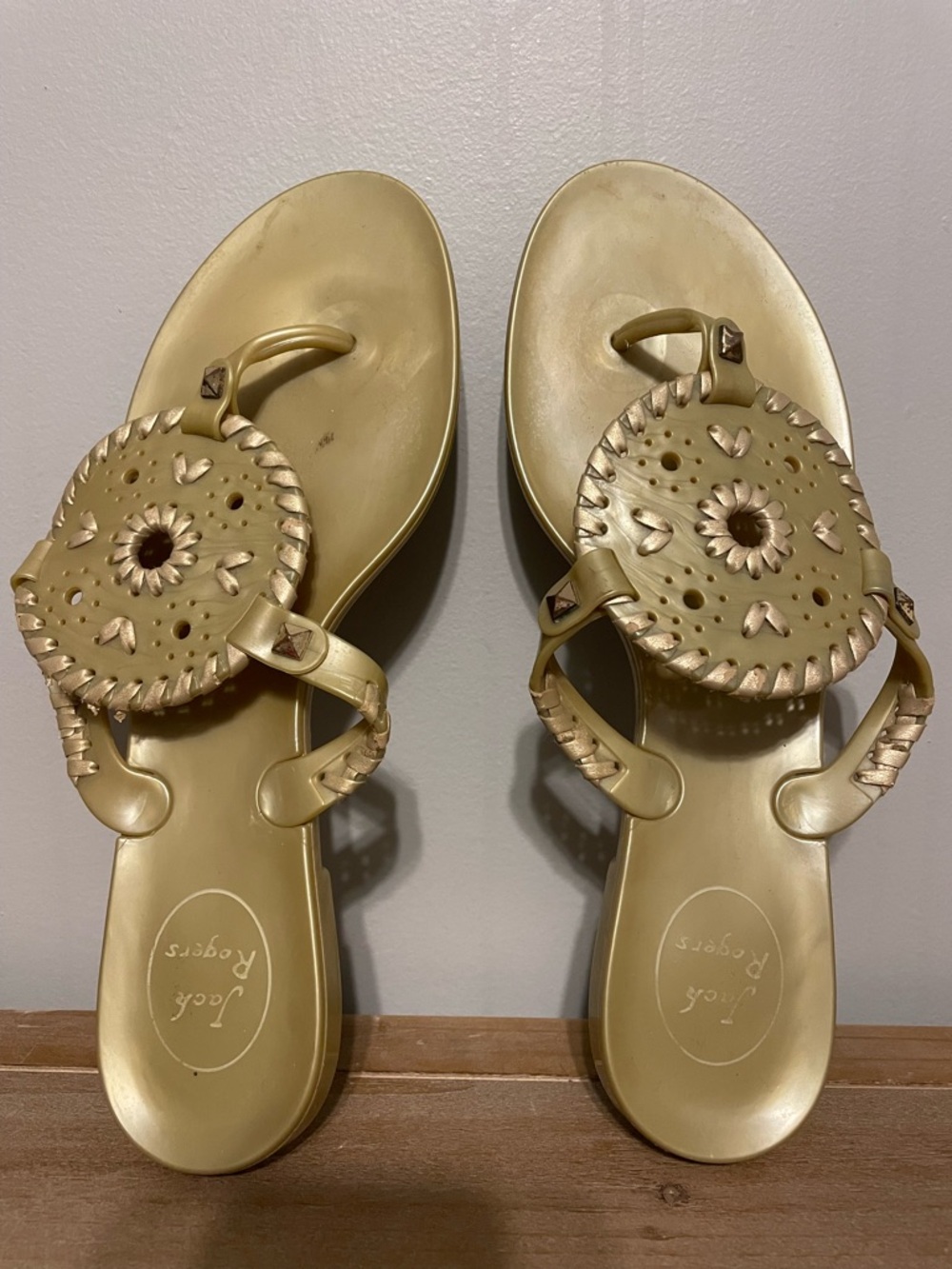Jack Rogers Gold Circular Medallion Thong Jelly Sandals